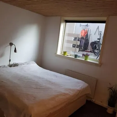 Apartment Lille Lejlighed Med Egen Indgang *