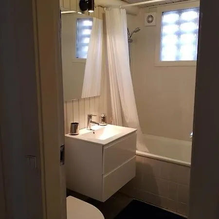 Apartment Lille Lejlighed Med Egen Indgang *